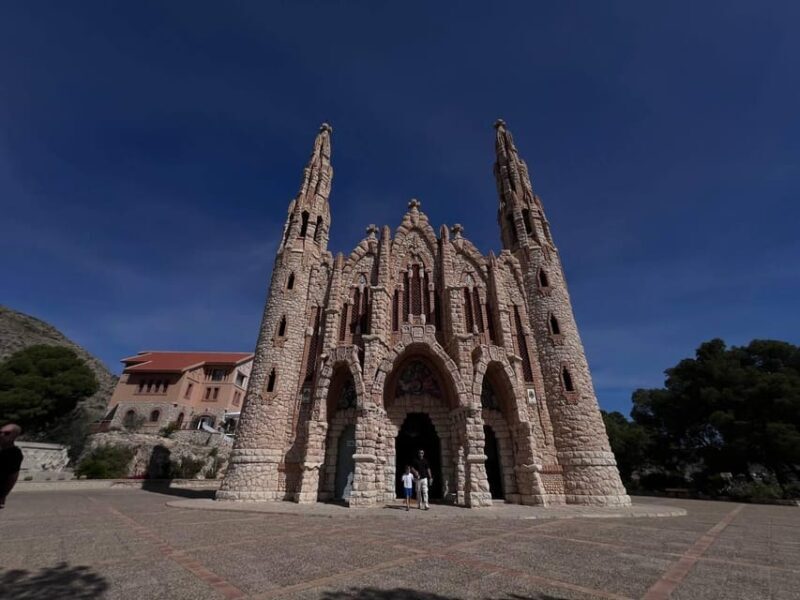 Alicante:Beatiful Castle of Mola+tasting of local wine - Practical Details and Value