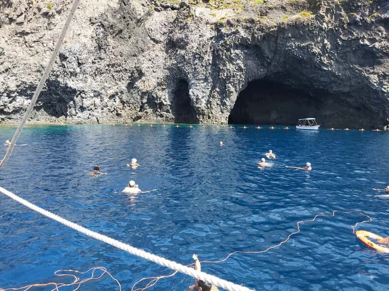 Alicudi e filicudi tour from Lipari - FAQs