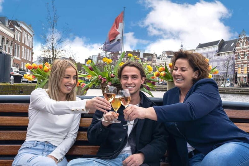 Alkmaar: Cruise from the Cheese Market - A Detailed Look at the Alkmaar Cheese Cruise