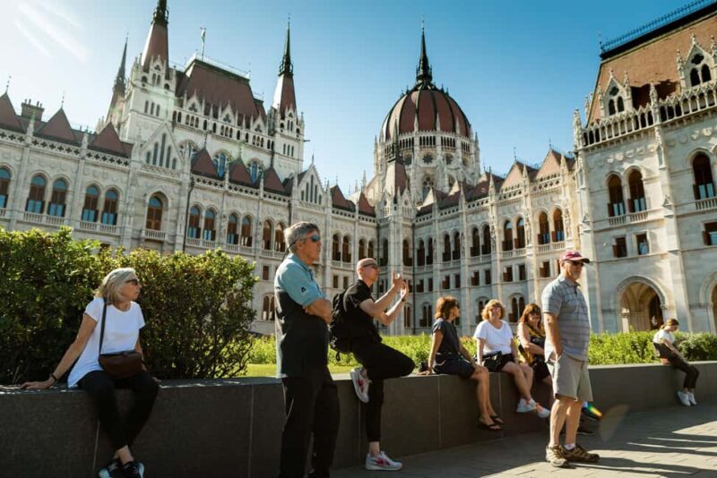All About Budapest: 6-hr Walking Tour with 3-course Lunch - Why This Tour Works for Travelers