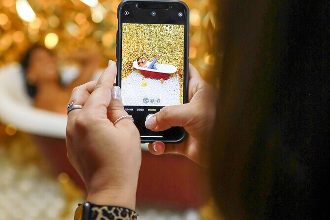 All Day VIP Pass to Original Selfie Museum Seattle - What to Expect from the Selfie Museum Experience