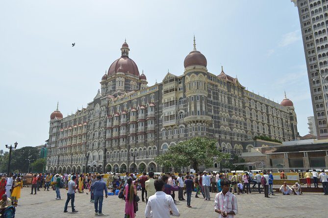 All in one-Combo of City, Dhobighat, Slum & Dabbawala with ferry and train ride. - A Taste of Local Mumbai: Ferry Ride and Dabbawala Experience