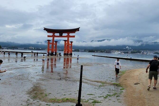 All Included Tour in Hiroshima With Cruiser Pick Up and Lunch - Exploring the Itinerary in Detail