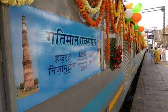 All Inclusiv Luxury Taj Mahal & Agra Fort tour by Superfast Train - Overview of the Experience