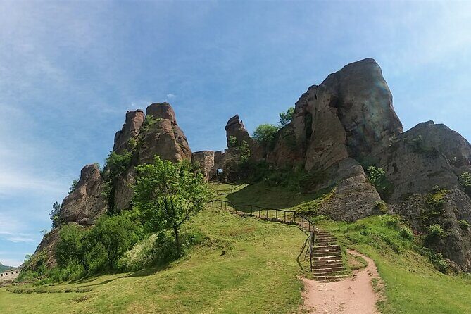 All inclusive Belogradchik fort and Venetsa cave day tour - Who Is This Tour Best For?