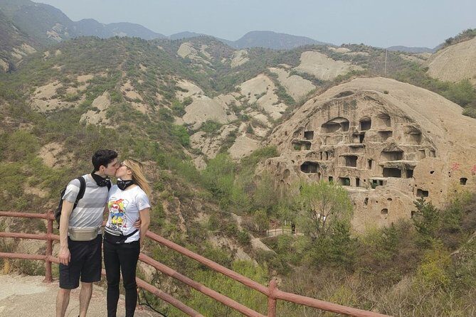 All-inclusive Day Tour to Ming Emperor's Tomb Sacred Path and Guyaju Dwelling - Key Points