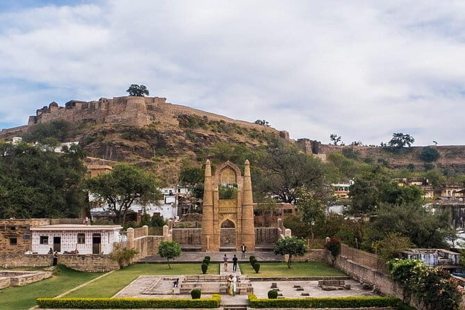 All Inclusive Full Day Sightseeing Tour of Orchha - FAQs