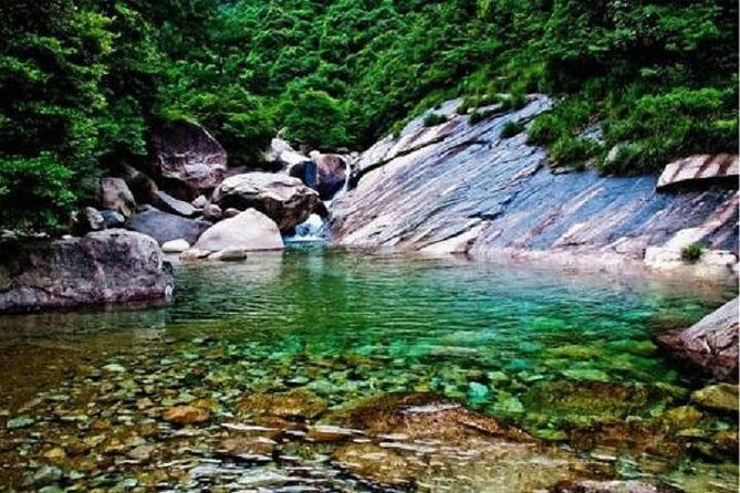 All inclusive Half day private tour of Emerald valley & Huiyun show-No shopping - Key Points