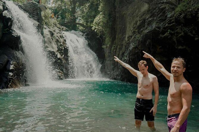 All Inclusive : Jumping Sliding at Aling- Aling Waterfall - Handara Gate - Lunch - FAQs