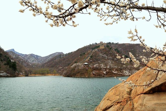 All-Inclusive Private Biking and Hiking Tour at Huanghuacheng Great Wall - Discovering the Unique Huanghuacheng Section of the Great Wall