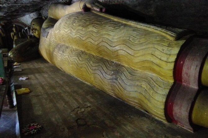 All inclusive Private day trip Sigiriya and Dambulla caves with more - The Itinerary: What to Expect