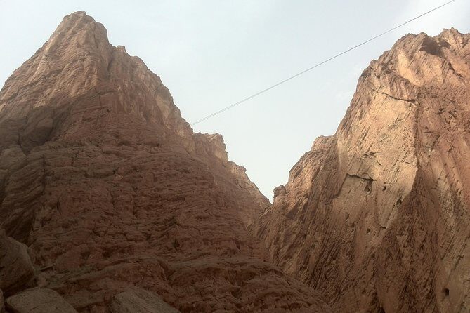 All Inclusive Private Day Trip to Kizil Grottoes and Tianshan Gorge from Kuqa - Exploring the Kizil Grottoes and Tian Shan Gorge: An In-Depth Review