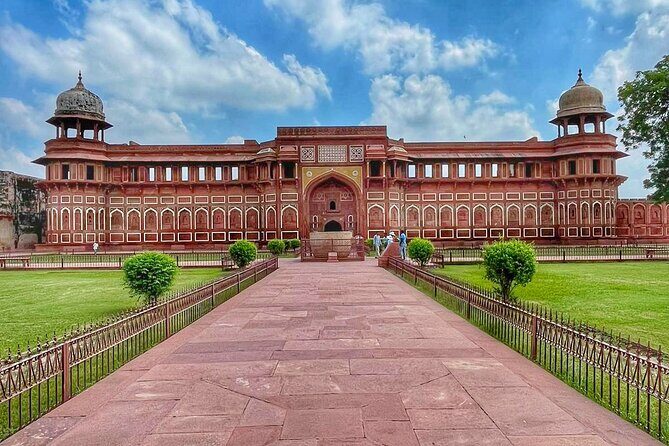 All Inclusive Same Day Trip to Taj Mahal and Agra Fort from Delhi - Who Is This Tour Best Suited For?