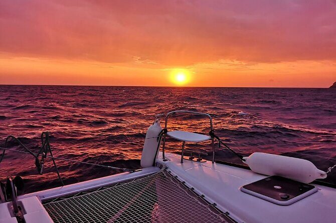 All-Inclusive: Santorini Luxury Sunset Cruise with Greek Meal - Pricing & Value Analysis