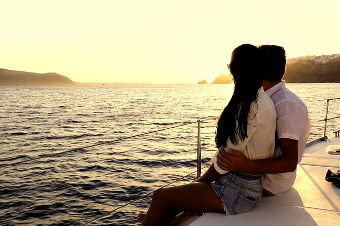 All-Inclusive: Santorini Luxury Sunset Cruise with Greek Meal - FAQs