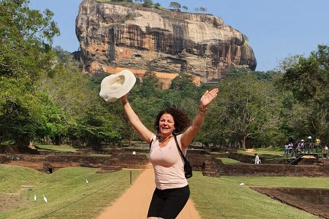 All Inclusive Sigiriya and Dambulla Private Day Tour from Colombo - FAQ