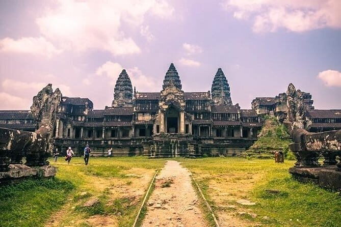 All Major Temples and Kulen Mountant Waterfall in 3 Days - Summary: Who Should Consider This Tour?
