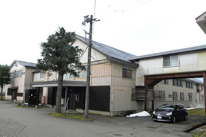 [All tour course] Aoyagi Kimono Factory workshop tour-Until one kimono is made- - An In-Depth Look at the Kimono Workshop Experience