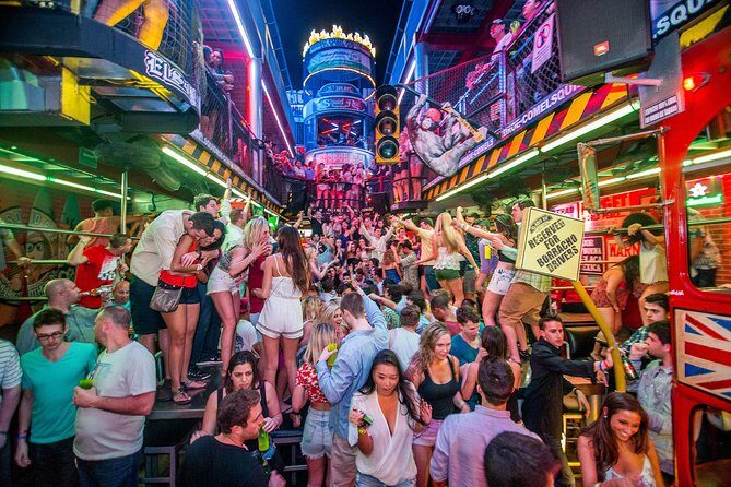 All you can drink (3 hrs) - El Squid Roe Los Cabos - Key Points