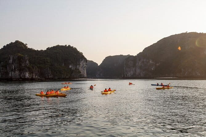 Alliance Cruise 3 Day Explore Halong and Lan Ha Bay from Hanoi - Key Points