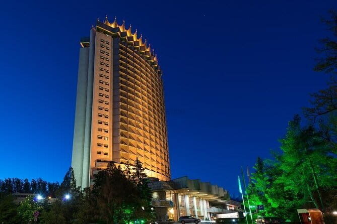 Almaty Walking Tour: 9 Must-See Sights in a Small Group - A Detailed Breakdown of the Itinerary