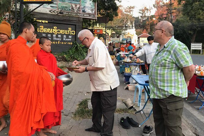 Alms and Wat Phra That Doi Suthep Private Chiang Mai Tour - Visiting Wat Phra That Doi Suthep