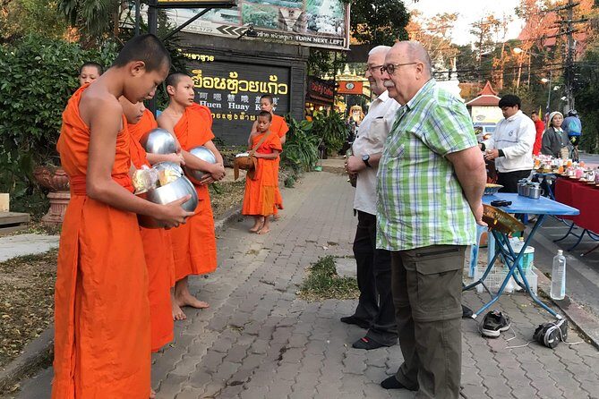 Alms and Wat Phra That Doi Suthep Private Chiang Mai Tour - Return and Drop-Off