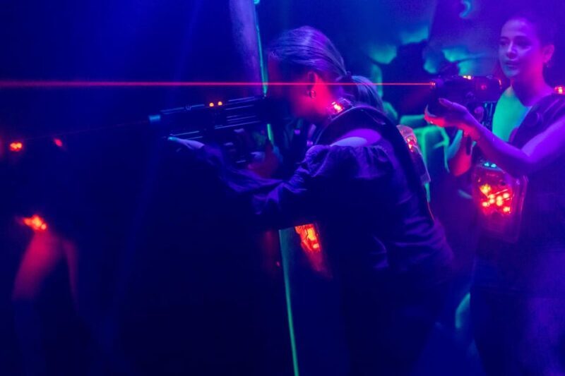 Aloha Amsterdam: Laser Tag Experience - Key Points