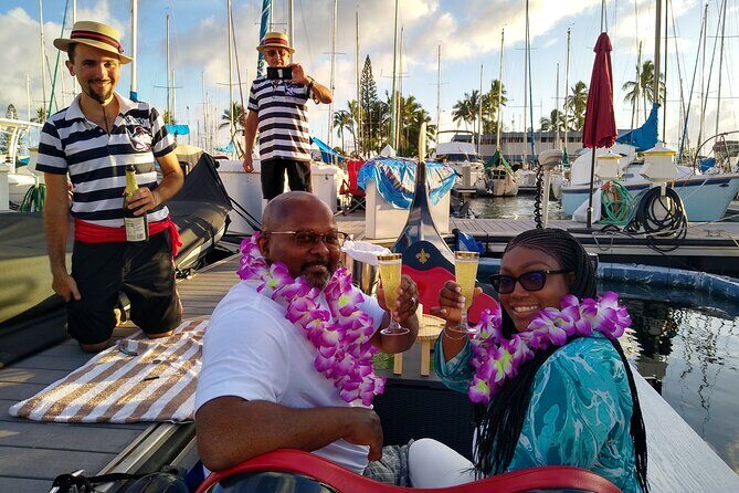 Aloha Gondola Cruise with drinks & pastries - What to Expect from the Tour