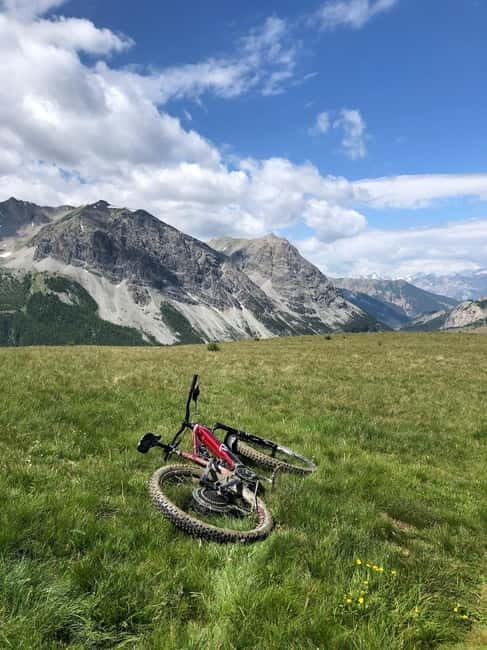 Alps: Sporty MTB tour among single track, alpine peaks and border history - Key Points