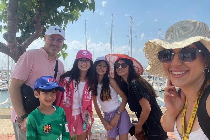 Alternative Bike Tour: Explore Barcelonas Hidden Gems - What Makes This Tour Stand Out?