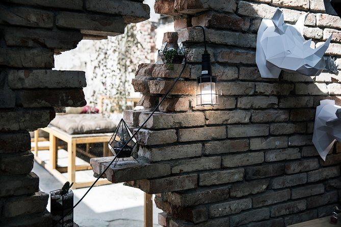 Alternative Prague Walking Tour - FAQ