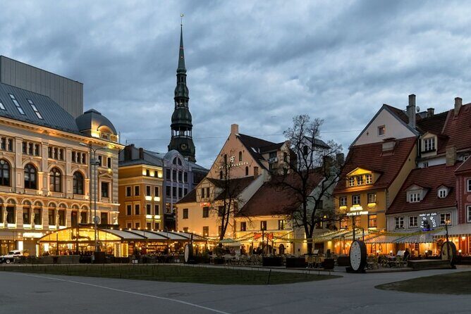 Alternative Riga: Central market and Moscow suburb tour - The Value of a Private, Off-the-Beaten-Path Experience