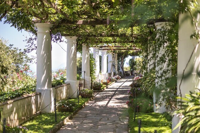 Amalfi Coast and Pompeii from Naples or Sorrento - Key Points