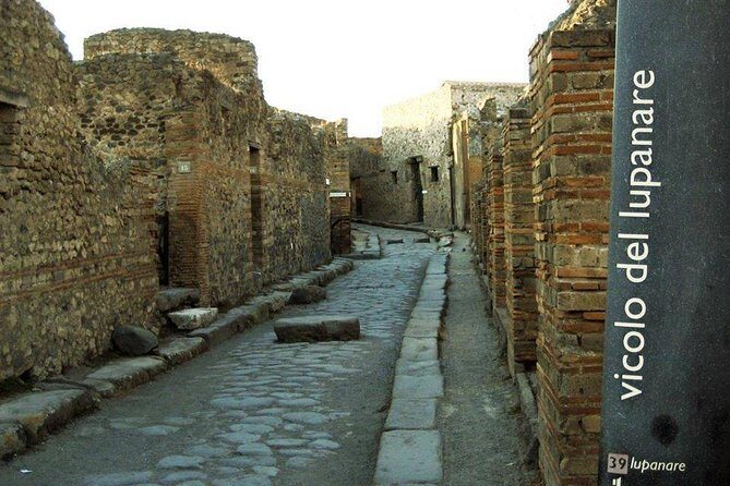 Amalfi Coast: Pompei & Vesuvius small group with Skip the line tickets - FAQ