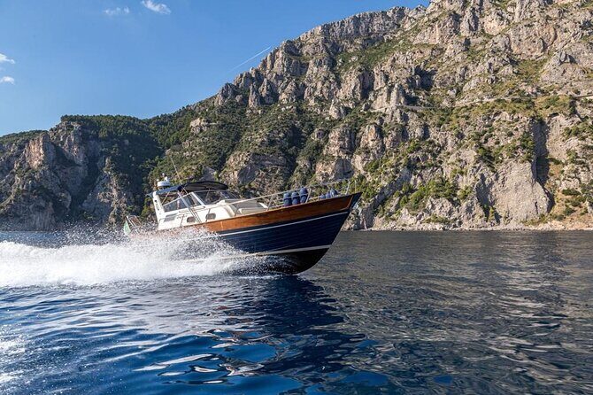 Amalfi Coast private boat tour from Sorrento - Apreamare 10 - Authentic Insights from Reviews