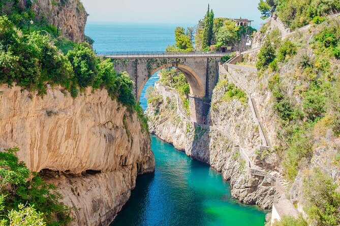 Amalfi Coast: Sunset Boat Tour with Fruit & Drinks | Small Group - An In-Depth Look at the Amalfi Coast Sunset Boat Tour