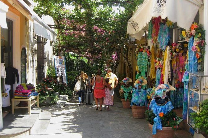 Amalfi Coast Tour and Pompeii Full Day from Rome - Who Is This Tour Best Suited For?