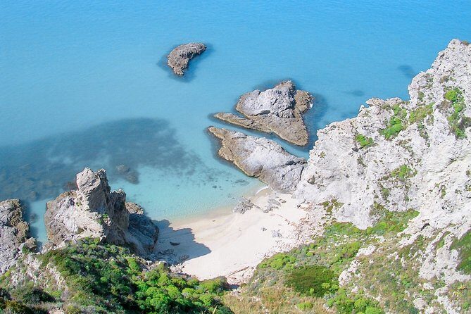 Amazing boat trip from Tropea to Capo Vaticano - 6 to 12 people - Key Points