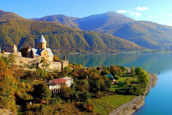 Amazing Day Trip Gudauri & Kazbegi With Lunch at Rooms Hotel from Tbilisi - Who Would Love This Tour?