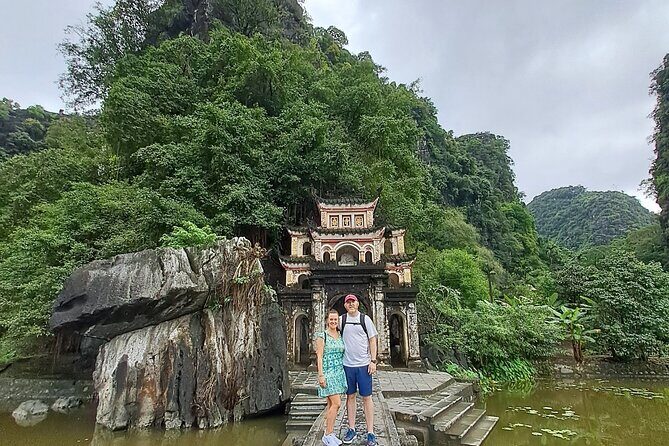 Amazing Ninh Binh Day Tour: Mua Cave - Tam Coc - Hoa Lu - Visiting a Local Family: Embracing Culture