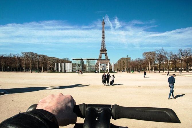 Amazing Paris Segway Tour - What Makes This Tour Stand Out?