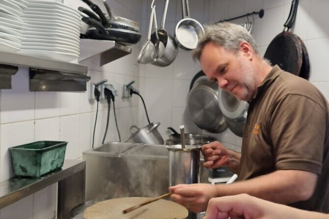 Amazing Sweet Crêpe Cooking Class Paris - The Setting and Host