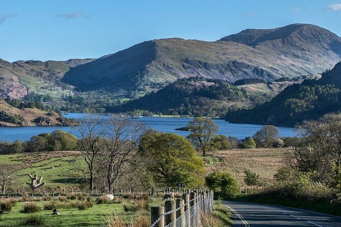 Ambleside, Keswick and Ullswater: A Lake District Self-Guided Driving Tour - An In-Depth Look at the Lake District Self-Guided Driving Tour