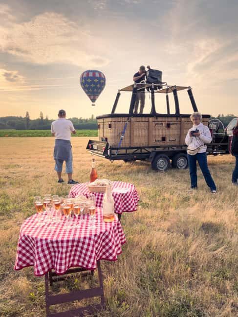 Amboise Hot-Air Balloon Sunrise Ride over the Loire Valley - FAQs