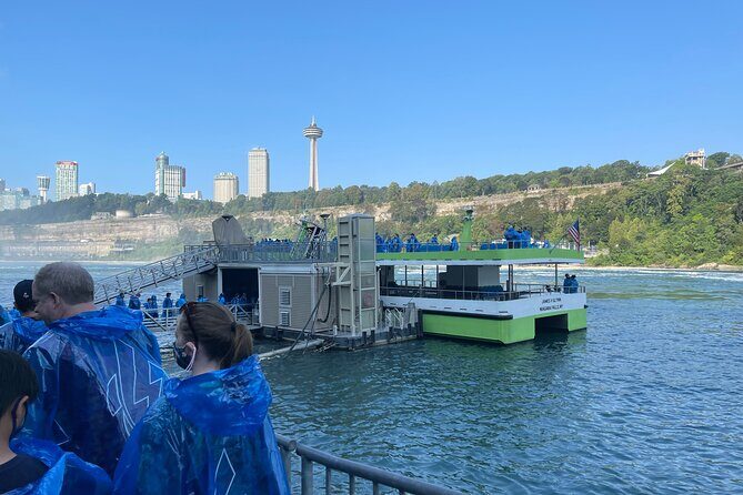 American 5pm Tour with Maid of the Mist Ticket and Guide - The Itinerary Breakdown and What You Can Expect