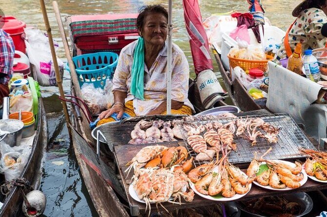 Amphawa Floating Market and Maeklong Train Market Tour - An In-Depth Look at the Tour Experience