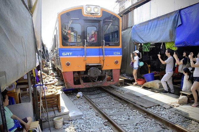 Amphawa Floating Market Tour with Maeklong Railway Market (SHA Plus) - What Travelers Say