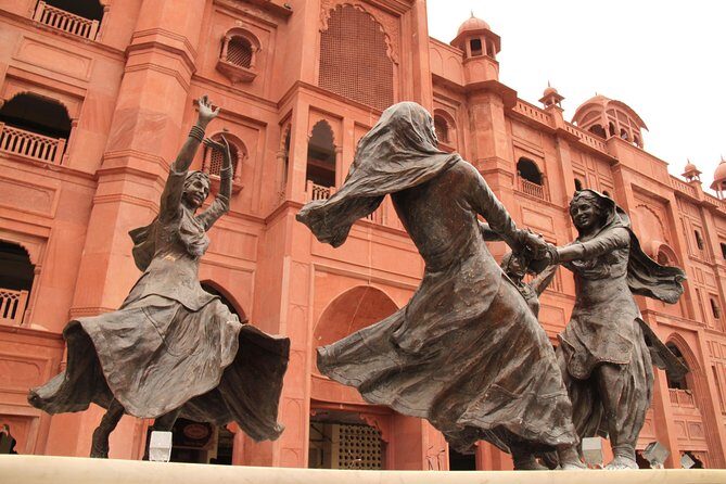 Amritsar 1 Day Tour (Golden Temple, Jallianwala Bagh, Wagah Border & Shopping) - Final Thoughts: Is This Tour Right for You?