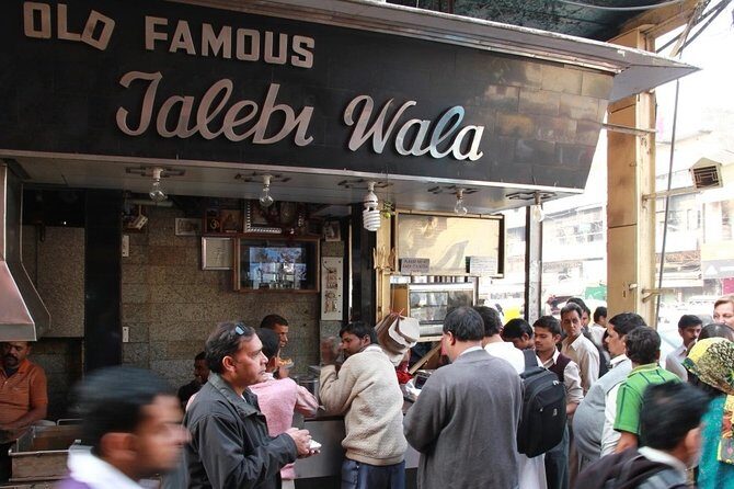 Amritsar and its Golden Temple: A Historical and Cultural Walking Tour - Exploring the Streets and Markets